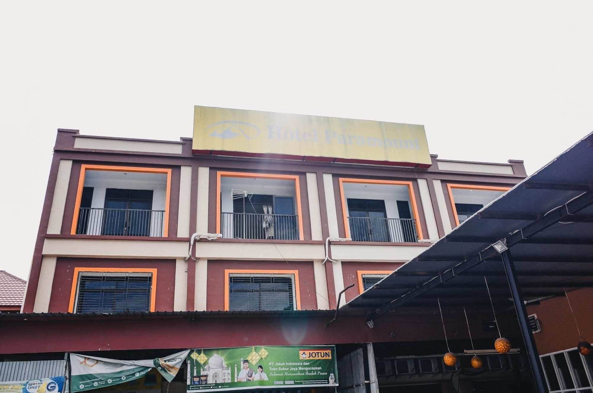 Reddoorz Plus Near Sultan Hasanuddin Airport Makassar Ngoại thất bức ảnh